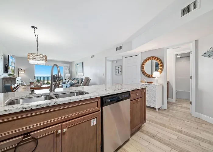 Plantation Palms 6404